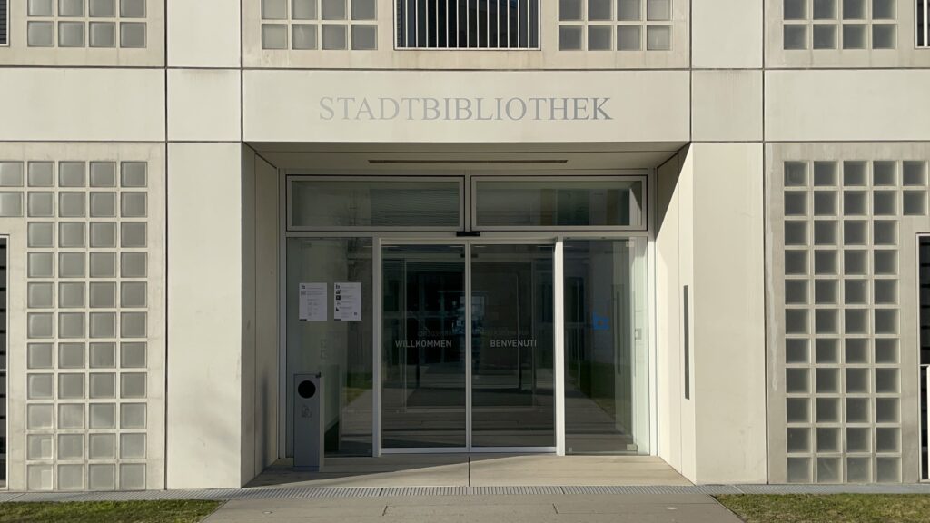 슈투트가르트 시립도서관