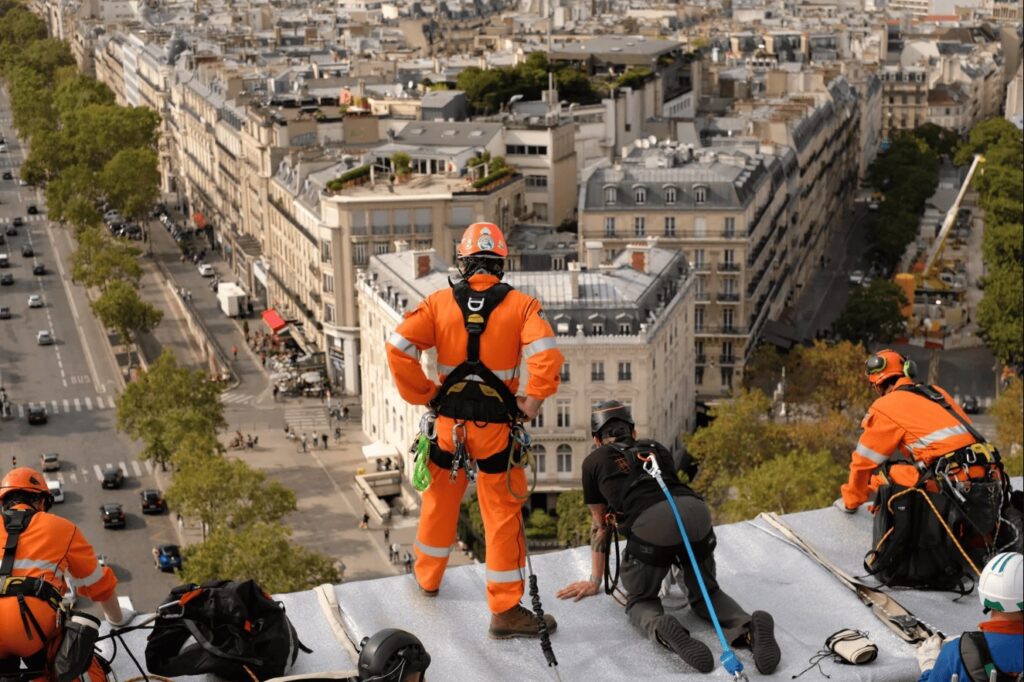 “L'Arc de Triomphe, Wrapped” 작업 사진