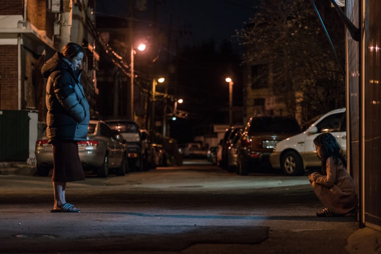 이미지 출처: 영화 <미쓰백> 스틸컷