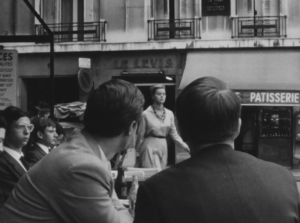 《몽소 카페의 소녀》 스틸컷