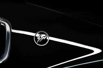 마세라티 x 프라그먼트